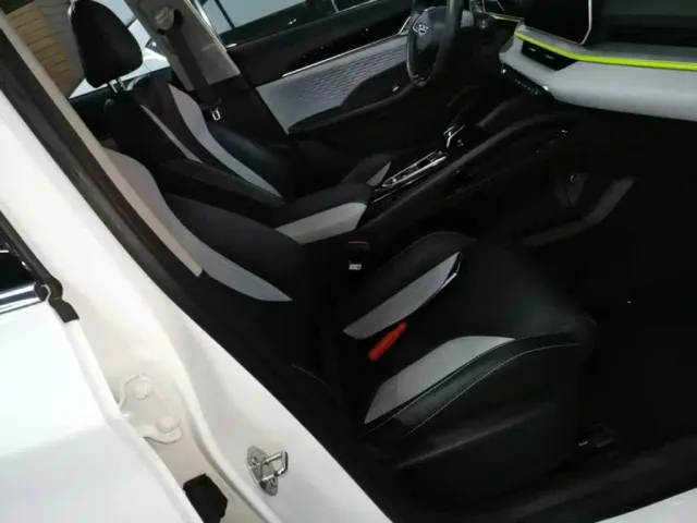 Geely Binyue — Фото автомобиля 24