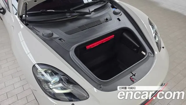 Porsche 718 — Фото автомобиля 9