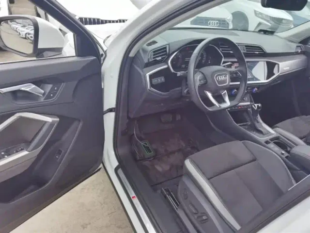 Audi Q3 — Фото автомобиля 15