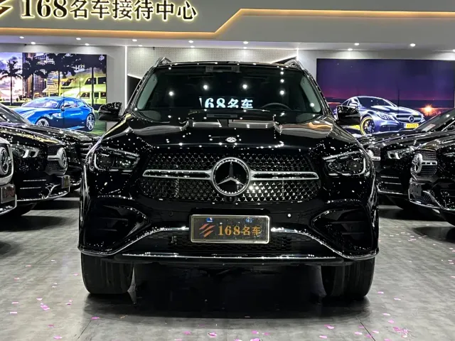 Mercedes-Benz GLE-Class — Фото автомобиля 2