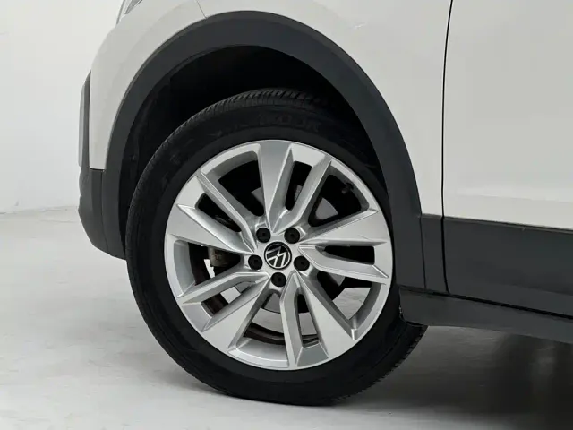 Volkswagen T-Cross — Фото автомобиля 14