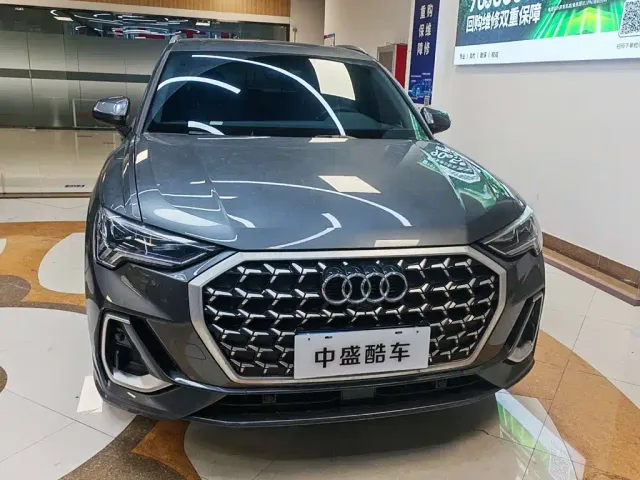Audi Q3 — Фото автомобиля 2