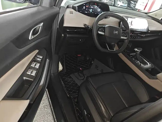 Changan CS55 Plus — Фото автомобиля 15