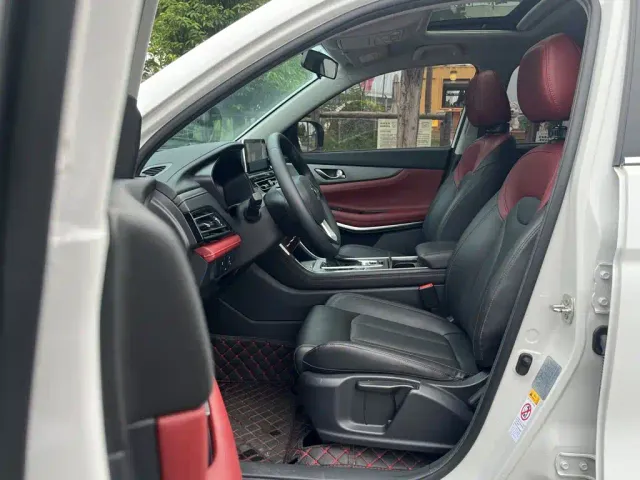 Changan CS75 — Фото автомобиля 12