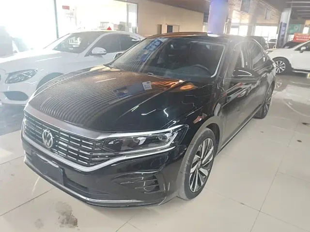 Фотография автомобиля — Volkswagen Passat