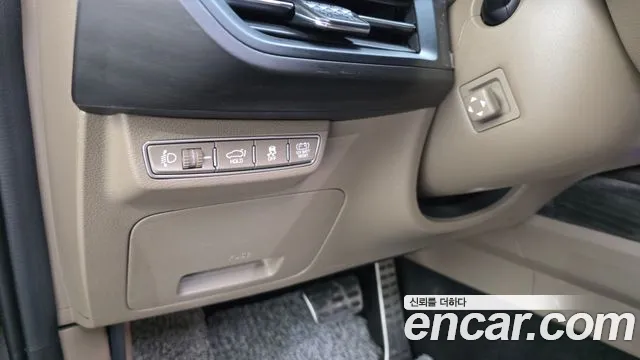 Kia K8 Hybrid — Фото автомобиля 30