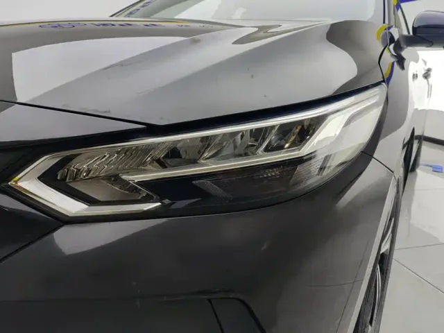 Nissan Sylphy — Фото автомобиля 4