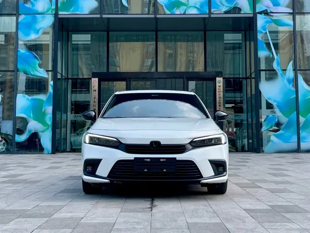 Honda Civic — Фото автомобиля 2