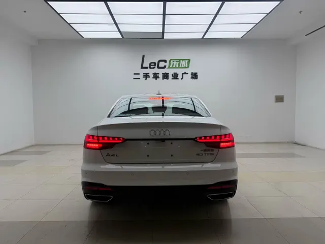 Audi A4L — Фото автомобиля 3