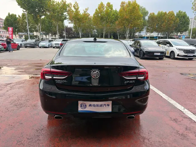 Buick Regal — Фото автомобиля 5