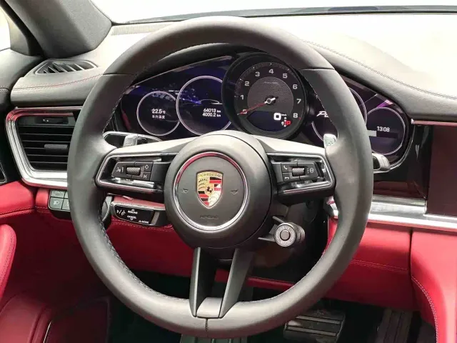 Porsche Panamera 2023 Panamera Executive Long Wheelbase 2.9T — Фото автомобиля 9