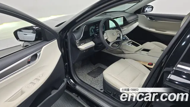 Hyundai Grandeur Новый Grandeur IG — Фото автомобиля 10