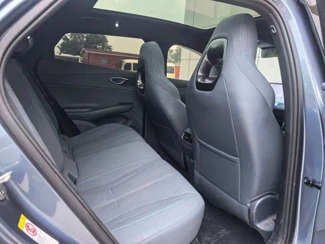 BYD Seal 06 GT — Фото автомобиля 7