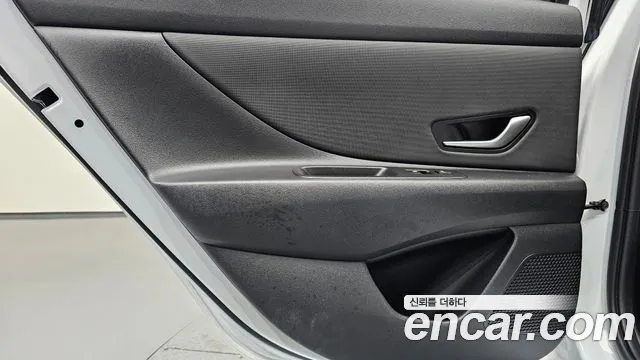 Hyundai Avante CN7 — Фото автомобиля 25