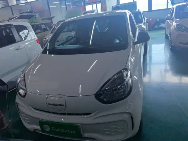 Roewe Clever — Фото автомобиля 2