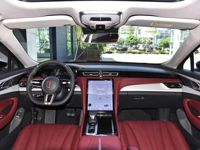 Hongqi H5 — Фото автомобиля 24