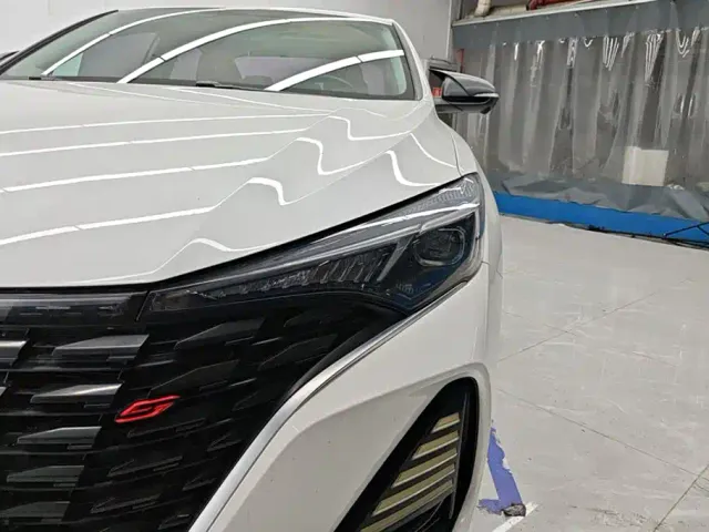 Changan Eado — Фото автомобиля 5