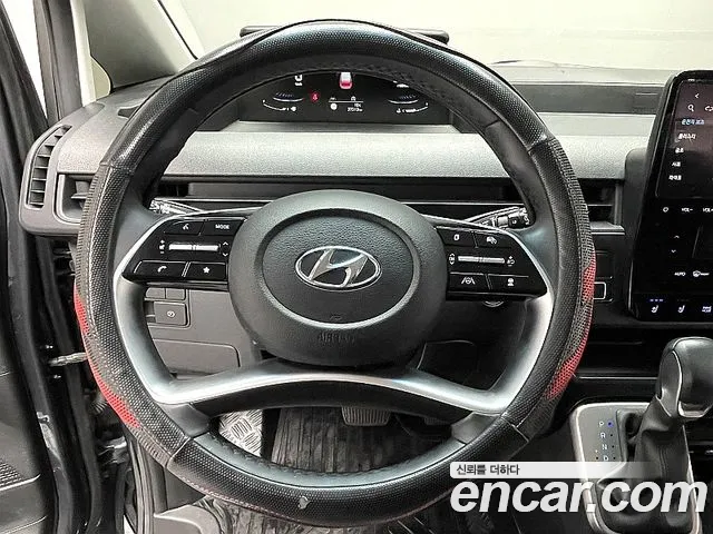 Hyundai Staria — Фото автомобиля 10