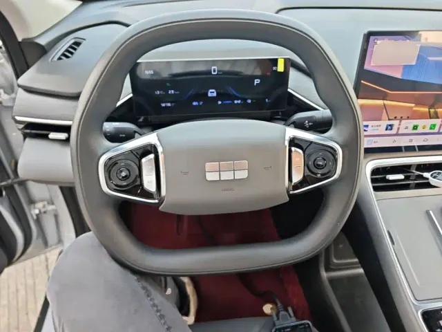 Geely Galaxy L6 — Фото автомобиля 10
