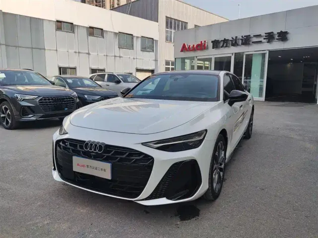 Фотография автомобиля — Audi A6L