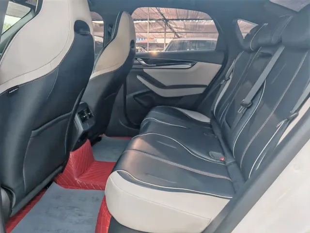 BYD Qin PLUS — Фото автомобиля 5