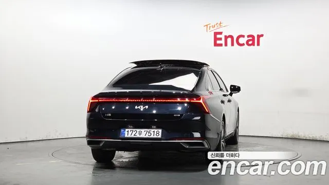 Kia K8 — Фото автомобиля 4