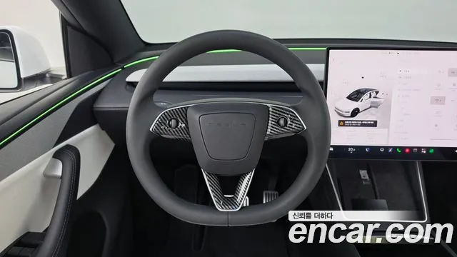 Tesla Model Y — Фото автомобиля 3