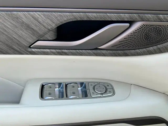 Wey Alpine — Фото автомобиля 11
