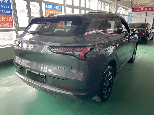 Wuling Starlight S — Фото автомобиля 13
