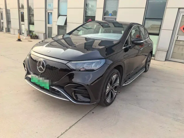 Фотография автомобиля — Mercedes-Benz EQE SUV