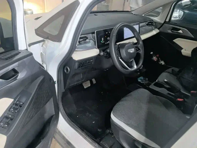 Geely Geometry E Firefly — Фото автомобиля 15