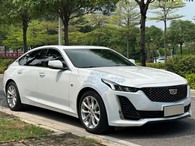 Cadillac CT5 — Фото автомобиля 3