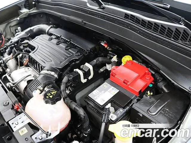 Jeep Renegade — Фото автомобиля 18