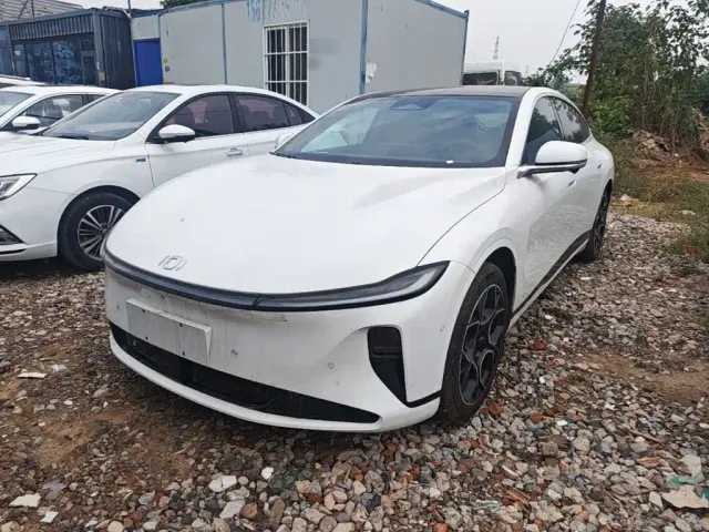 Фотография автомобиля — Changan Qiyuan A07