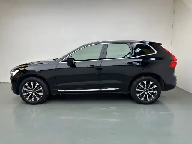 Volvo XC60 — Фото автомобиля 3
