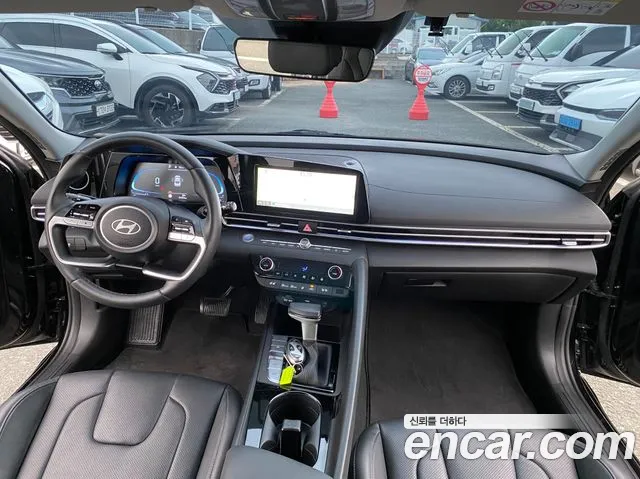 Hyundai Avante CN7 — Фото автомобиля 18
