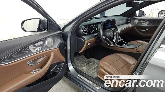 Mercedes-Benz E-Class E-класс W213 E350 4MATIC Avantgarde — Фото автомобиля 10