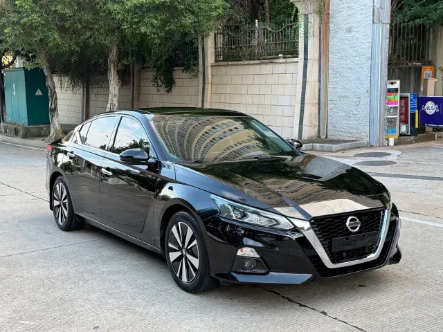 Nissan Teana — Фото автомобиля 2