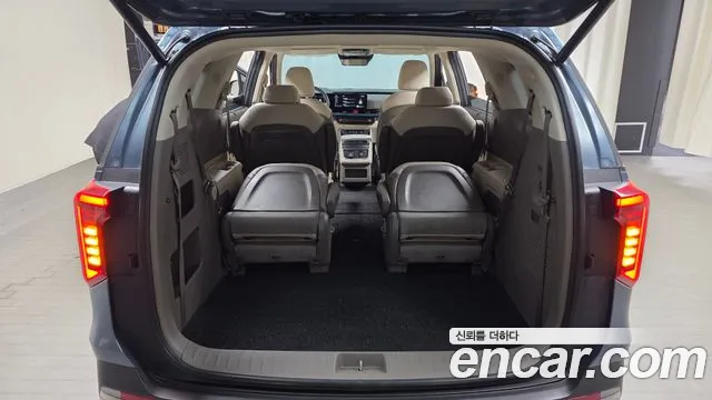 Kia Carnival 4th Gen — Фото автомобиля 25