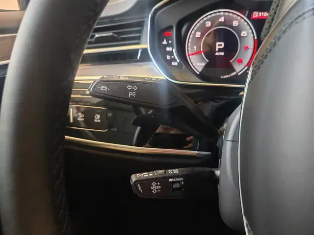 Audi A8 — Фото автомобиля 12