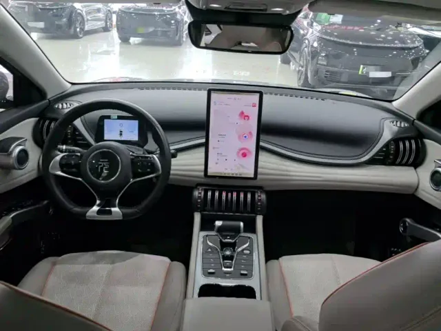 BYD Yuan PLUS — Фото автомобиля 9