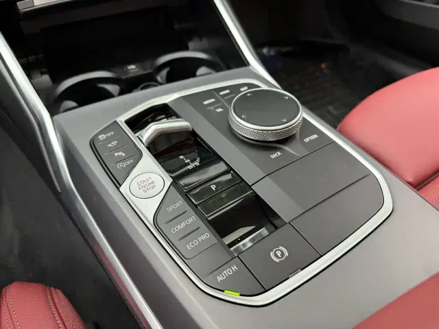 BMW 3 Series — Фото автомобиля 9
