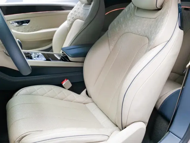Bentley Continental — Фото автомобиля 15