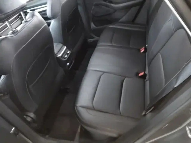 Geely Emgrand — Фото автомобиля 16