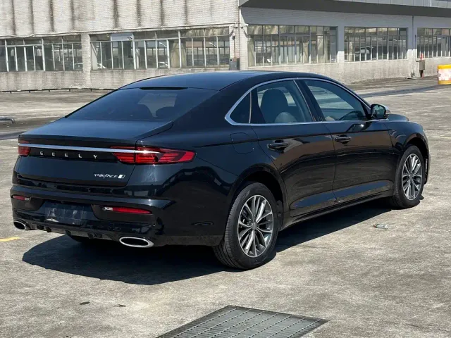Geely Xingrui — Фото автомобиля 11