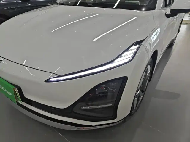 Wuling Starlight — Фото автомобиля 17