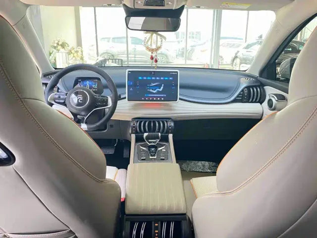 BYD Yuan PLUS — Фото автомобиля 16