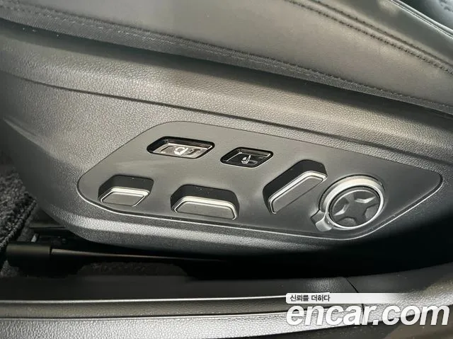Hyundai Grandeur GN7 — Фото автомобиля 9