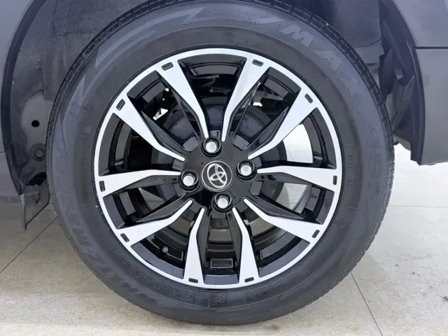 Toyota YARiS L Zhi Xuan — Фото автомобиля 23