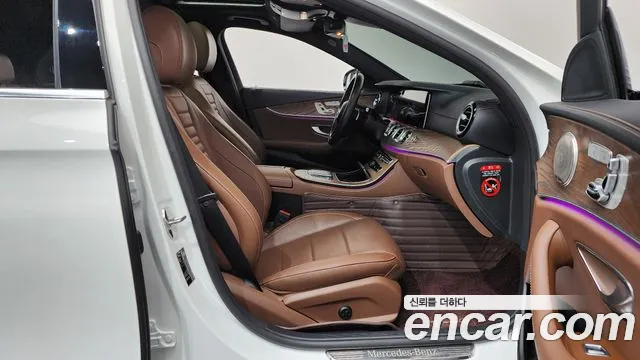 Mercedes-Benz E-Class W213 — Фото автомобиля 26